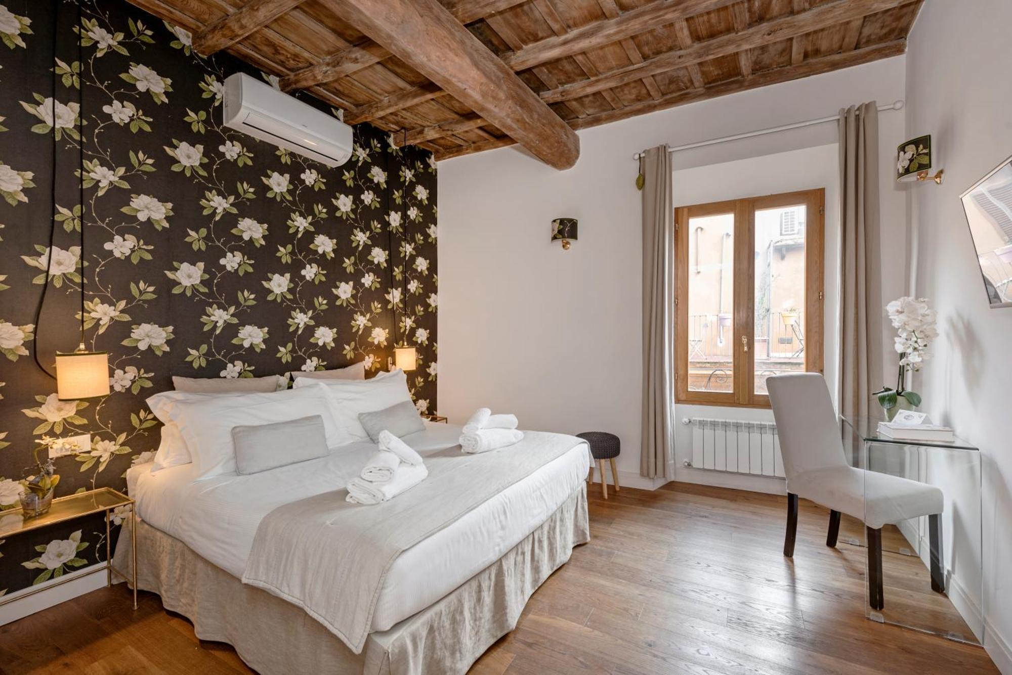 I Fiori De' Mario Suites Рим Екстериор снимка