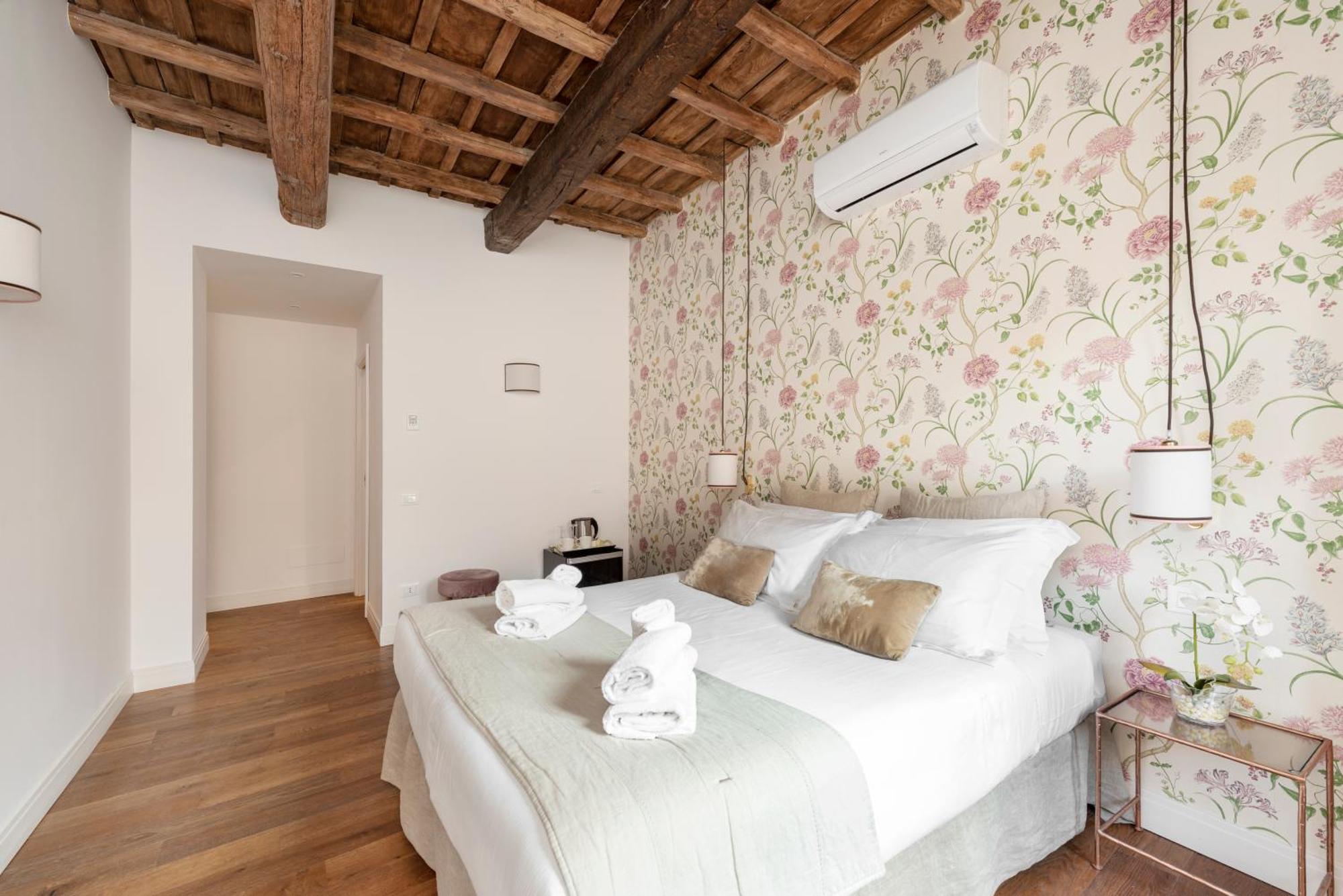 I Fiori De' Mario Suites Рим Екстериор снимка